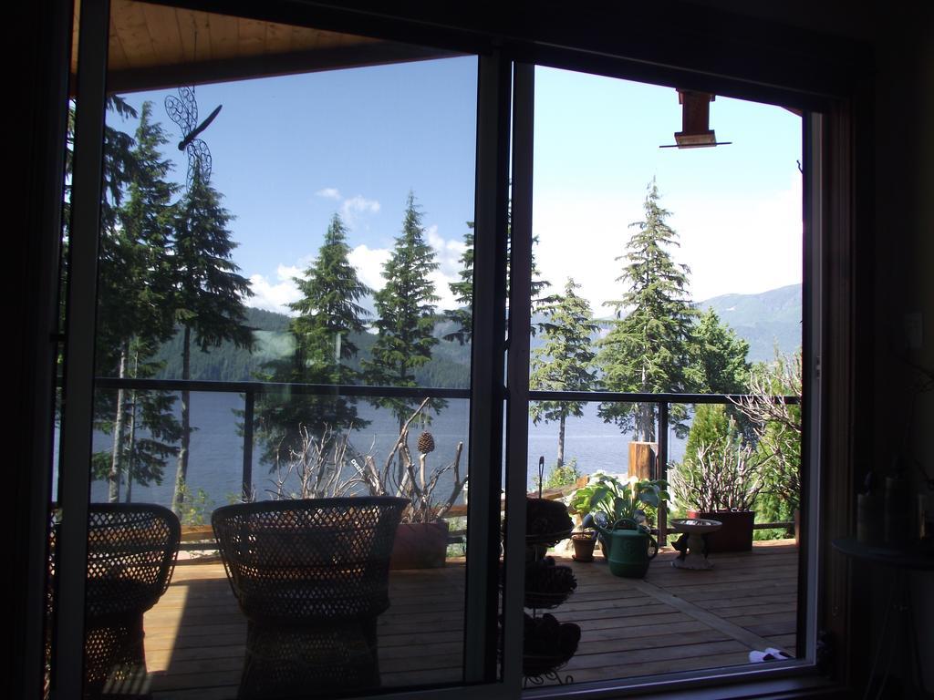 Wild Coast Chalets 포트 렌프루 객실 사진