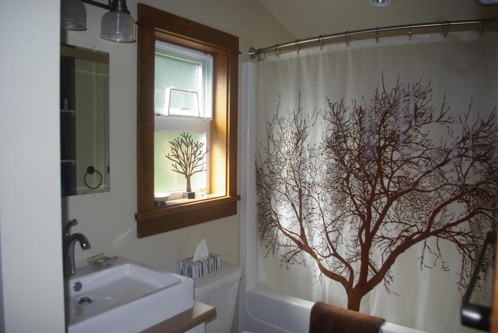 Wild Coast Chalets 포트 렌프루 객실 사진