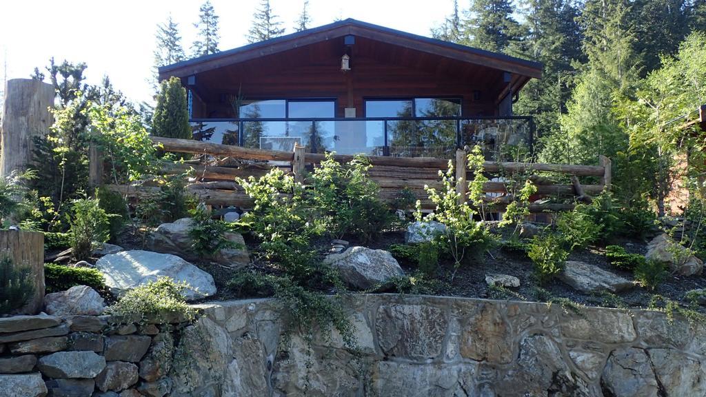 Wild Coast Chalets 포트 렌프루 외부 사진