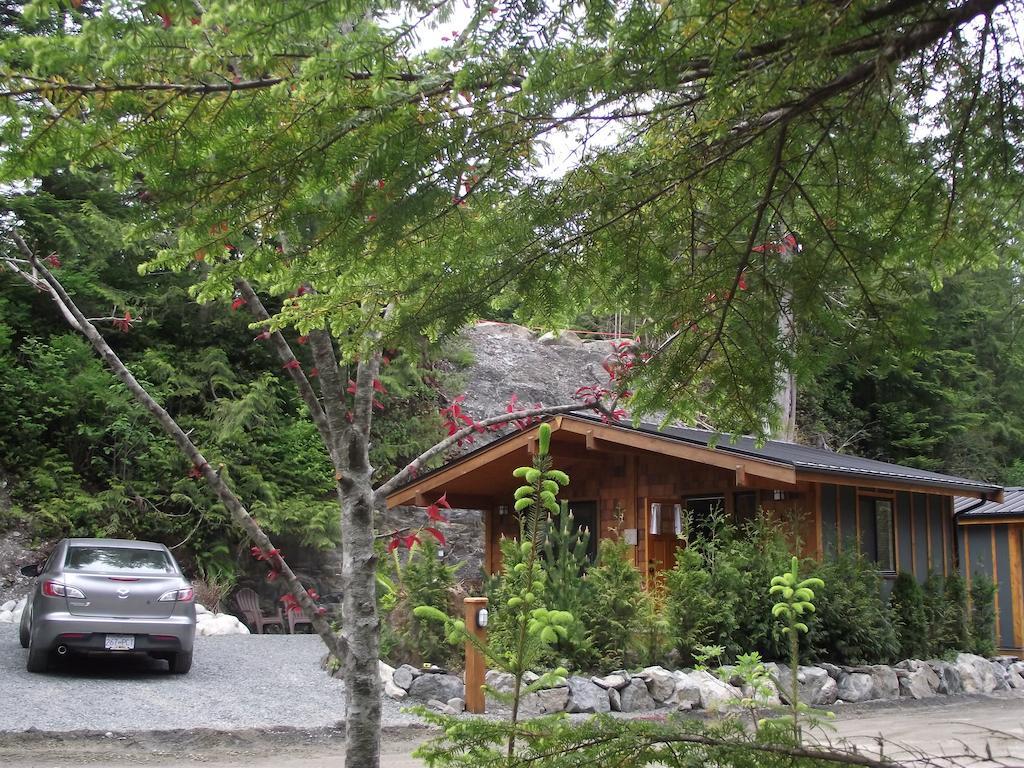 Wild Coast Chalets 포트 렌프루 객실 사진